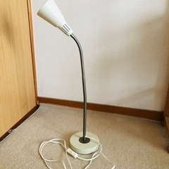 IKEA 照明　【商談中】KVART クヴァルト　フロアライト、...