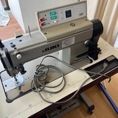 業務用ミシン　DDL 5570