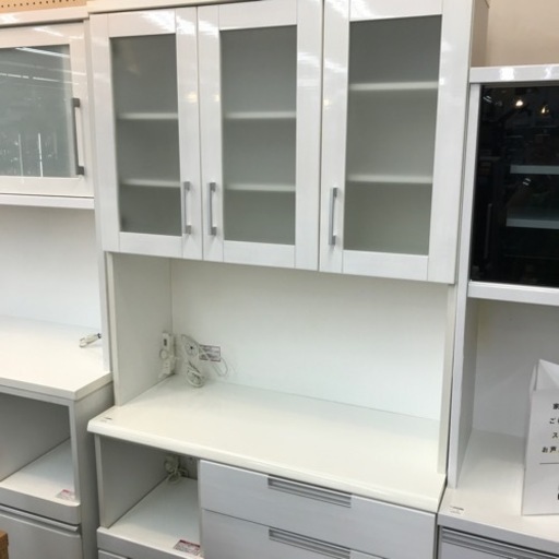 【ニトリ】3枚扉レンジボード