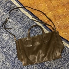 ヴィンテージな本革バッグの画像