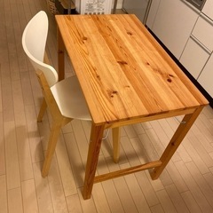 IKEA テーブル(折りたたみ収納可能) イス セット