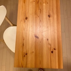 IKEA テーブル(折りたたみ収納可能) イス セットの画像