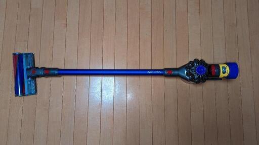 お話中・ダイソン掃除機　V7  中古美品