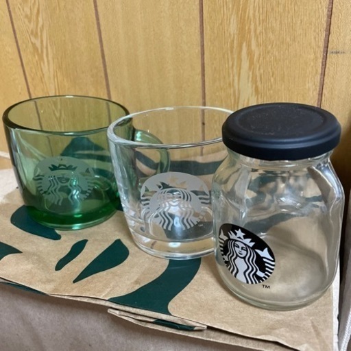 スタバカップ2個＋ガラス容器1個