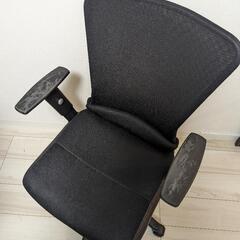 無料　キャスター付きチェアの画像