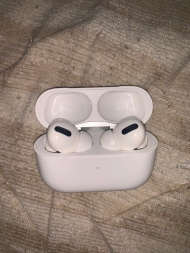 【ほぼ新品】MWP22J/A大幅値下げ！！！AirPods Pro 美品 本物！