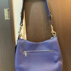 【未使用美品】コーチ COACH ショルダーバッグ ミッドナイトブルー ヴァーシティ ストライプ キャンバス ジップ ショルダーレディースの画像
