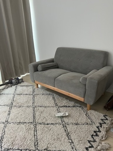 ソファ※受け渡し24日または25日。深夜でしたら他の日でも対応可能