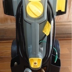 超美品⭐︎高圧洗浄機、業務用♫ケルヒャー100V 値下げしました