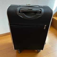 キャリー 2.3泊用(鍵付き)の画像