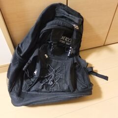 ☆内容をよく読んでから問合せを！無料！　リュックサック　一部破損...