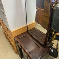 リサイクルショップどりーむ荒田店No.128　鏡台　イス付き　収...