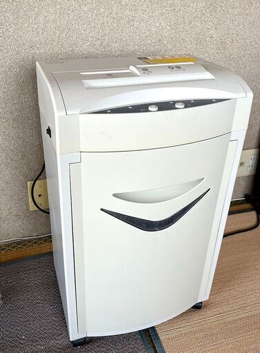 コクヨ クロスカット シュレッダー