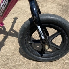 ストライダー　ピンクの画像