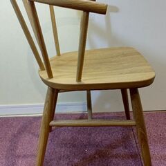 無印良品 オーク材アームチェア・丸脚の画像