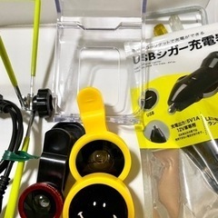 スマホアクセサリー8点、車用ソケット、スマホレンズ、まとめての画像