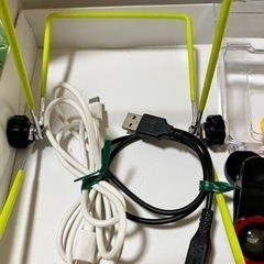 スマホアクセサリー8点、車用ソケット、スマホレンズ、まとめての画像
