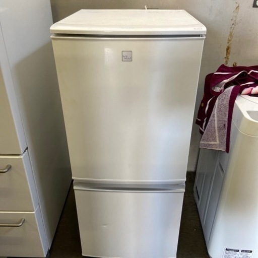 G-102 シャープ　冷凍冷蔵庫　SJ-14E5-KW 18年製