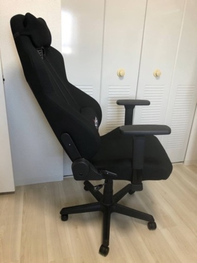 Nitro Concepts S300 NC-S300 ゲーミングチェア