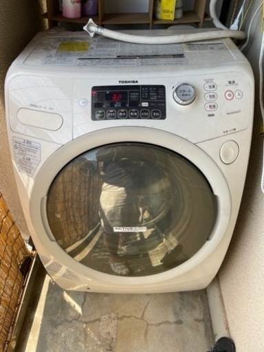 ドラム式洗濯機　TOSHIBA