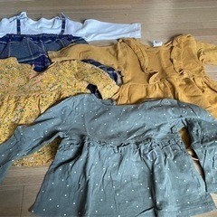 女の子　子供服　80サイズ　秋冬物まとめて18点ゆずりますの画像