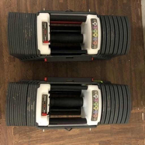 ダンベルとベンチ台