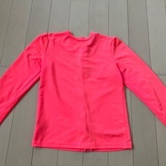 【中古】ラッシュガード 女の子 4T(110cmくらい)の画像