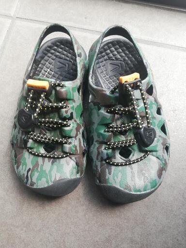 KEEN サンダル　13,5センチ