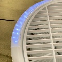 サーキュレーター LEDライト FMラジオ付き ホワイトの画像