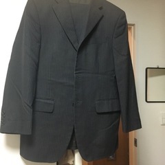 スーツ