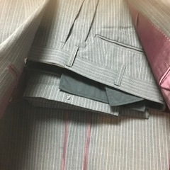 夏用スーツの画像