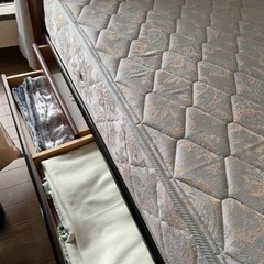 【差し上げます】シングルベッド マット+フレームの画像