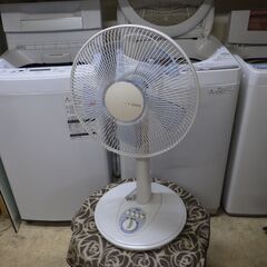 格安！店舗受け渡し可能　2012年製　ユーパ（EUPA） リビン...