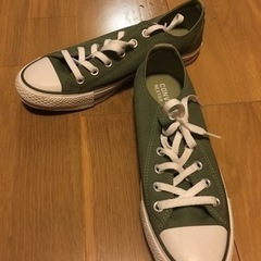 converseのスニーカー
