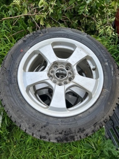 205/60/16 スタッドレス