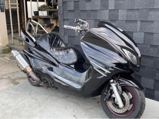 オールブラックカラー‼︎ 【YAMAHA マジェスティ】スピーカー２発付き‼︎
