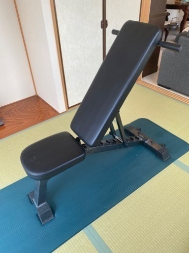 トレーニングベンチ　ほぼ新品