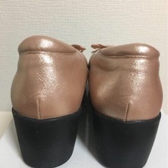 美品！ララフィールふわ軽パンプス  ピンク  Mサイズの画像