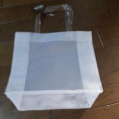 メッシュビニールバック