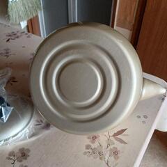 [値下げしました]　新品、未使用のヤカンです。の画像