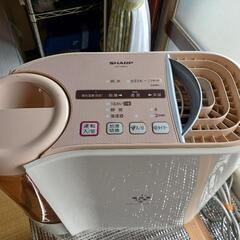 [訂正と値下げ]　美品、加湿器、シャープ　2007年製の画像