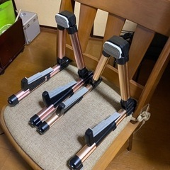 折り畳みギタースタンドx2 (オマケ付き)