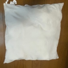 無印良品　洗えるクッション1個
