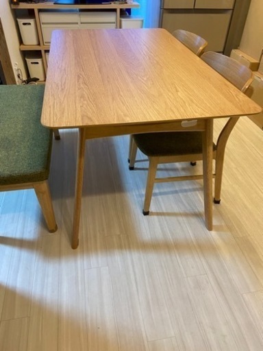 美品‼️値下げ‼️ダイニングテーブルと椅子セット