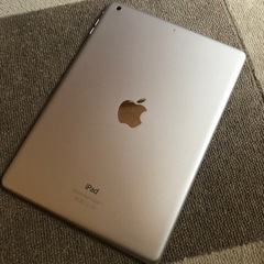 iPad Air MD789J/A 32GB 状態良 シルバーの画像