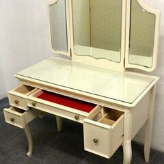 IDC OTSUKA ドレッサー Fleur/フルール ホワイトウォッシュ塗装 フレンチクラシックエレガンス コンセント   中古家具 店頭引取歓迎 R6271)