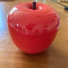 りんご型の弁当箱