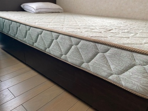 【美品＊取りに来て下さる方限定】東京ベッドセミダブルベッド