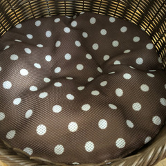 ラタン風ネコ用ベットの画像