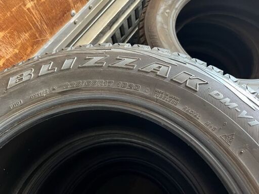 在庫処分【格安】225/65R17　BS　DM-V1　 4本 スタッドレスタイヤ 2012年製